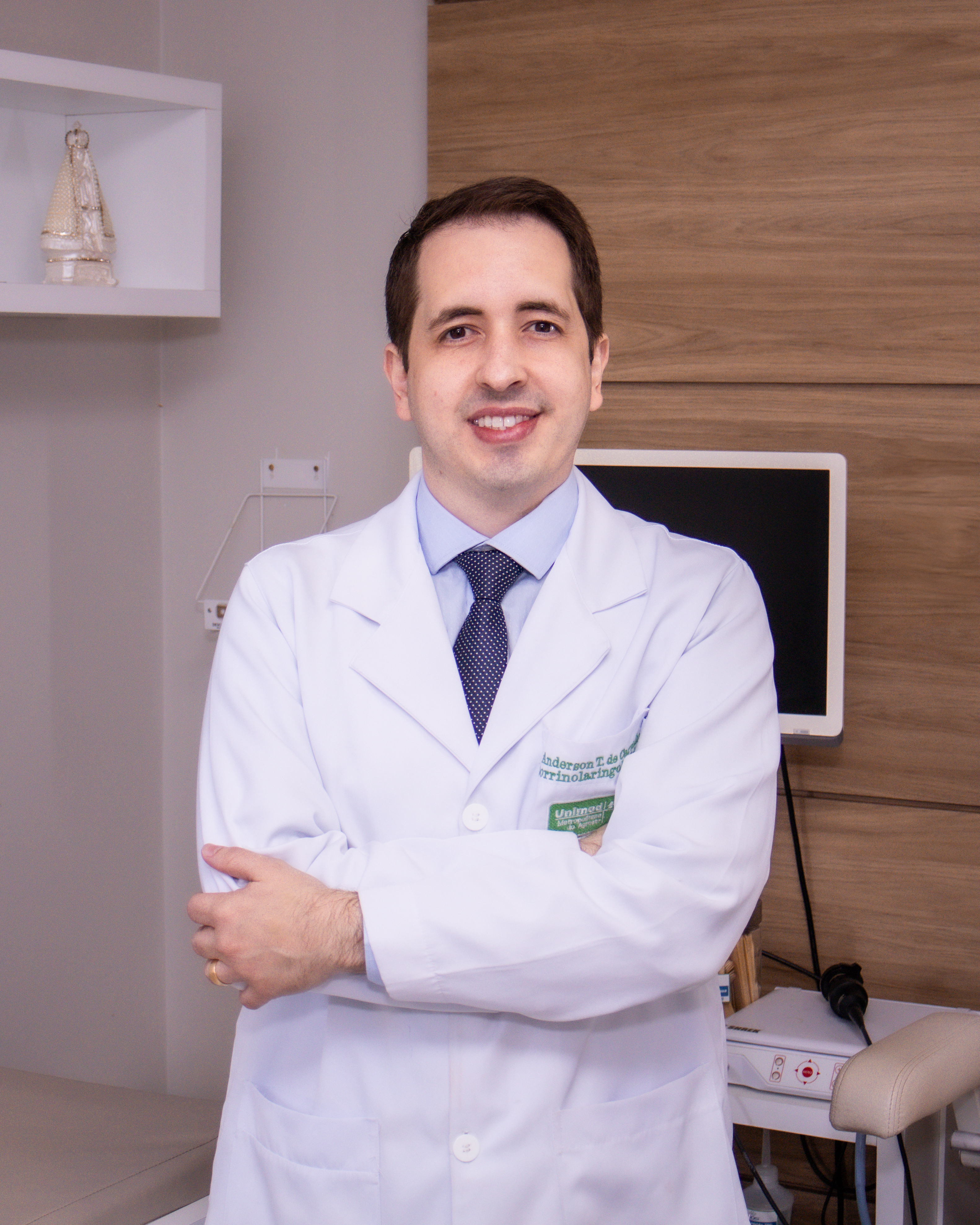 Dr. Anderson Tinô